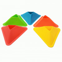 Фишки футбольные треугольные 10 шт. Multicolored